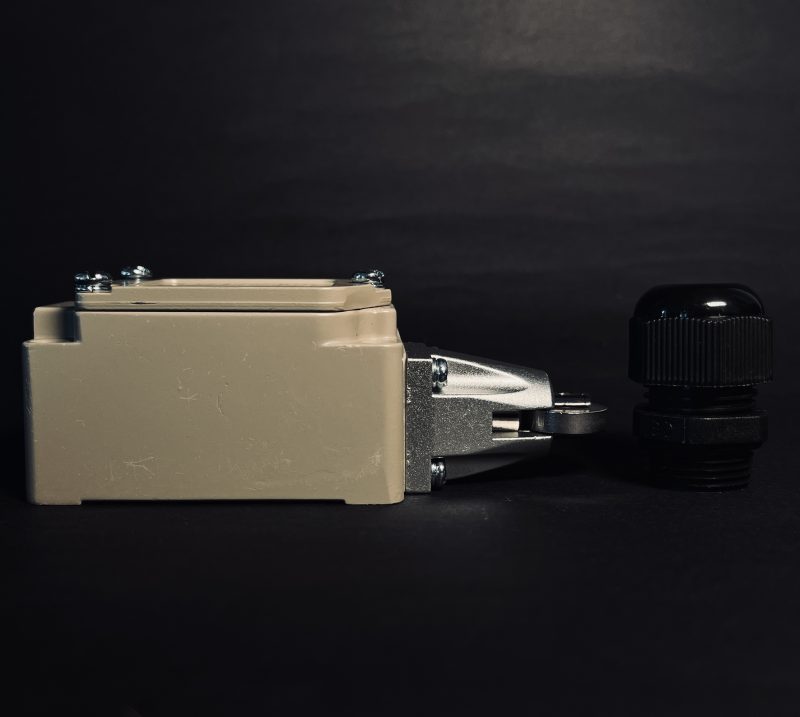 Table in out limit Switch-ECSWEL354A - Image 2